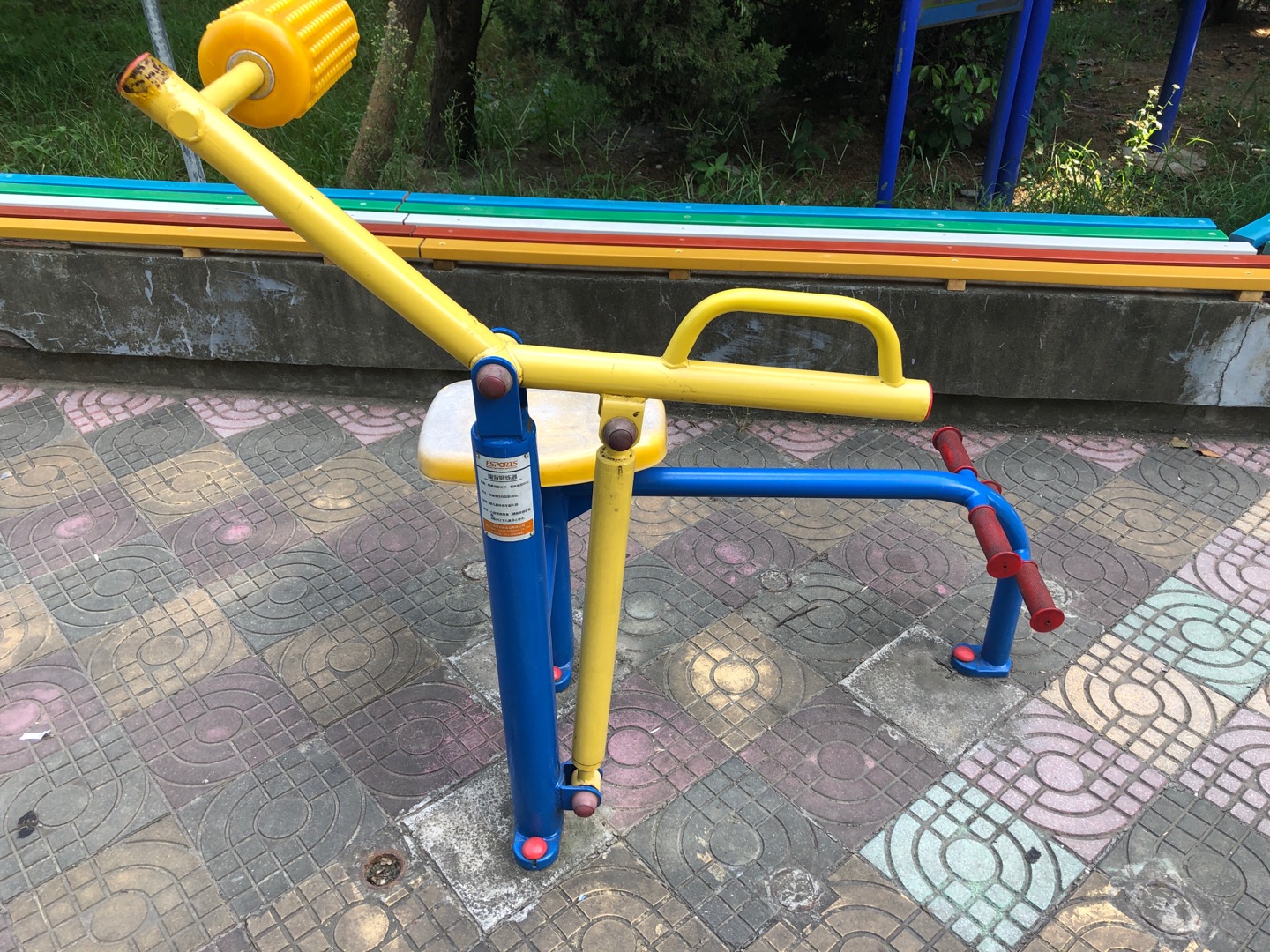 腹背鍛煉器 腹背鍛煉器