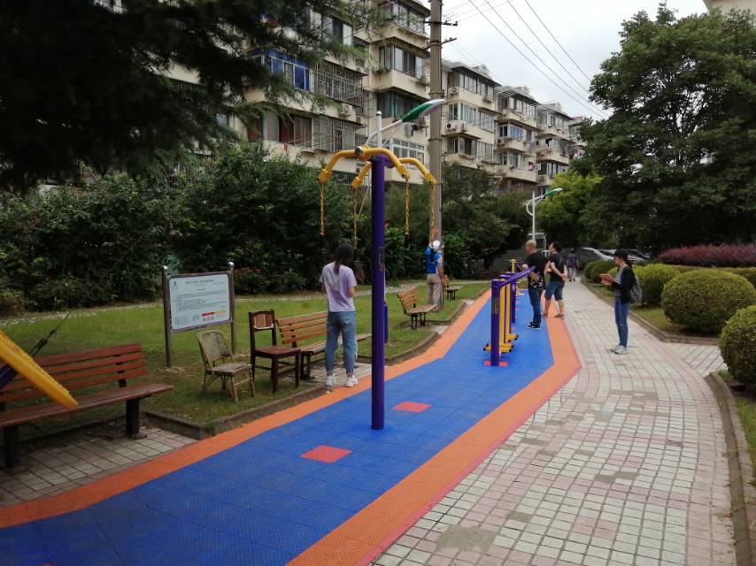 呼瑪三村第二市民益智健身點