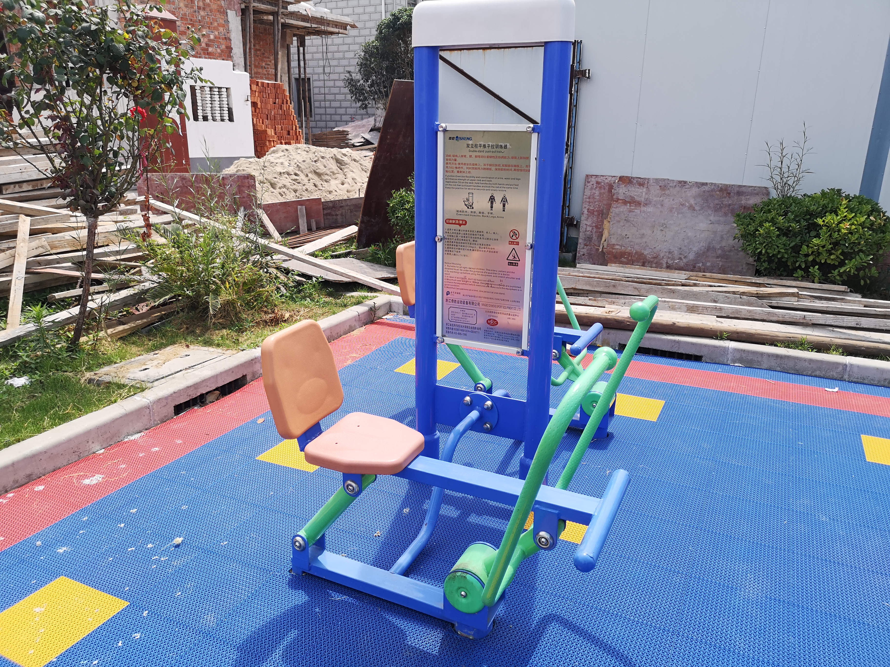 雙立柱平推平拉訓練器 雙立柱平推平拉訓練器