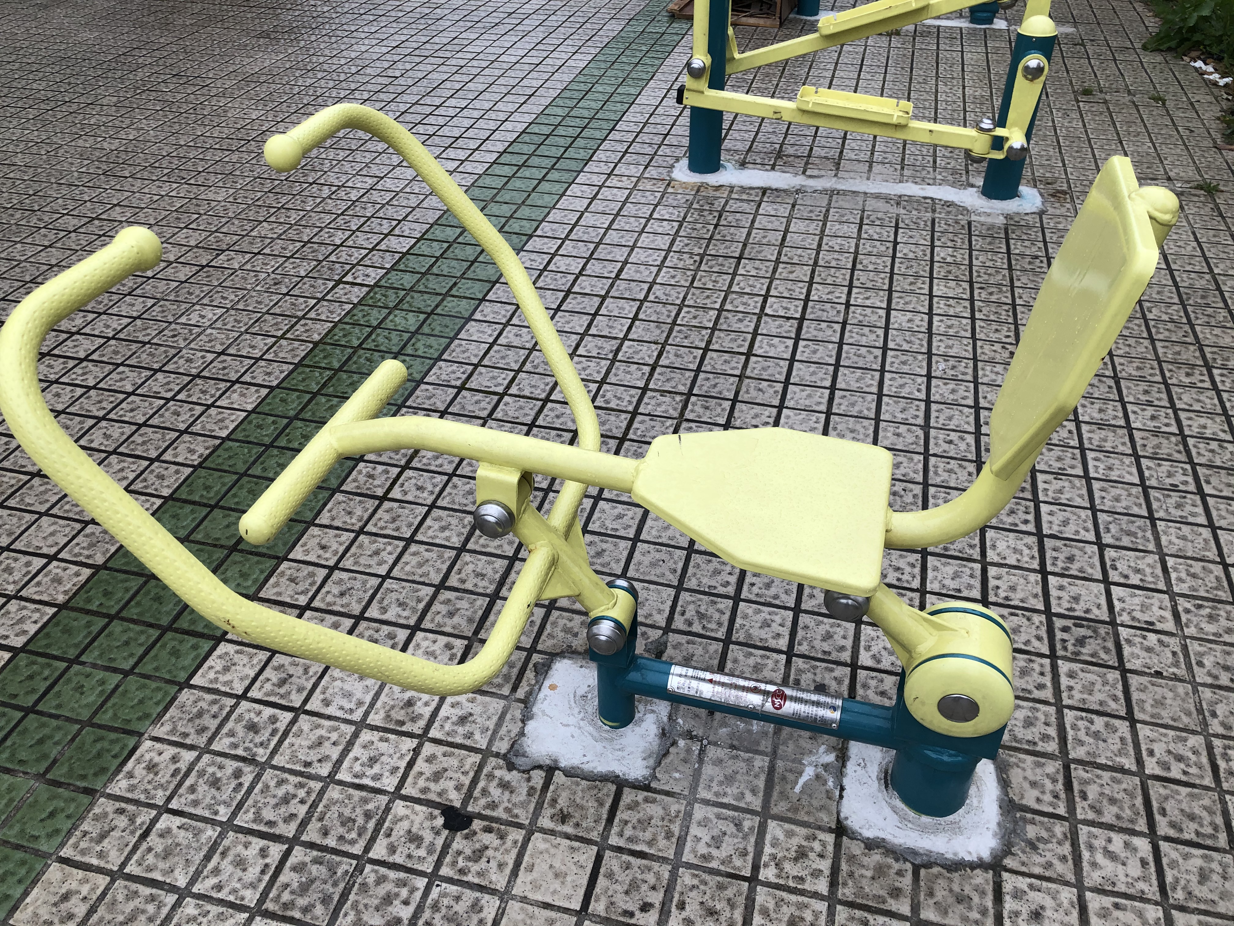 芳芯路251弄小區廣場