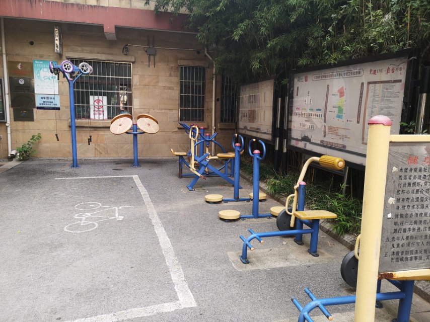 濱河公園百姓游泳池