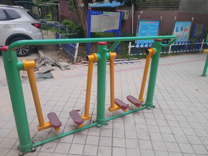 兩聯(lián)漫步機(jī) 兩聯(lián)漫步機(jī)