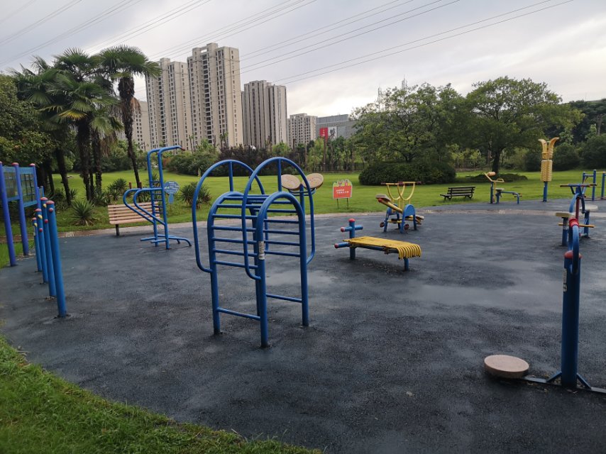 春城一居健身點A點