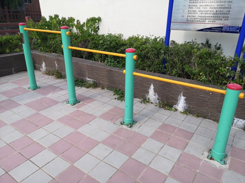 多聯壓腿架 多聯壓腿架