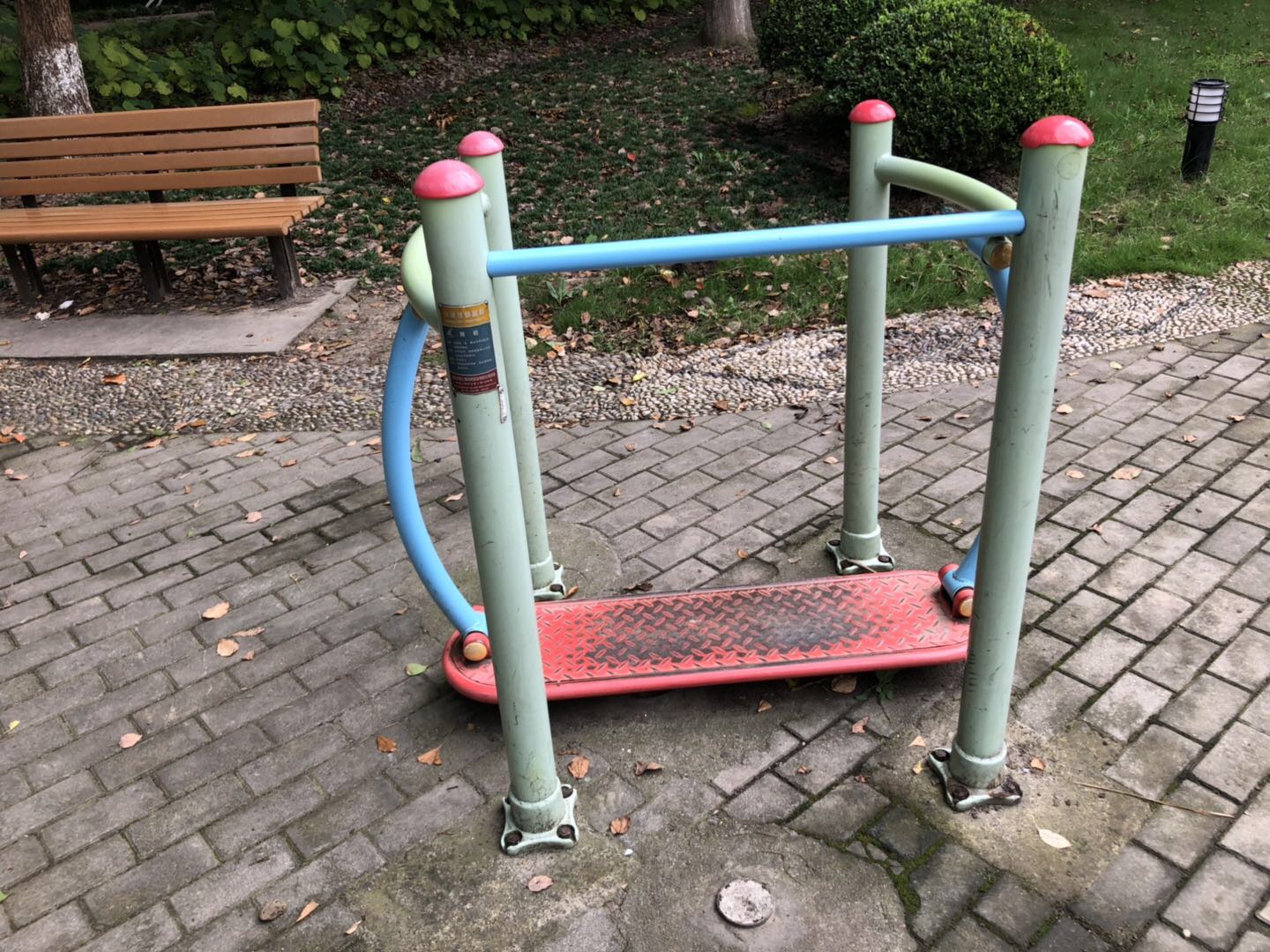 晃板健身器 晃板健身器