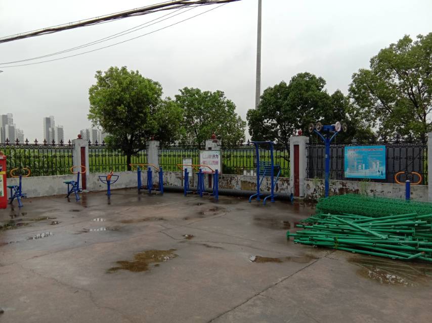 外岡鎮(zhèn)巨門(mén)村健身點(diǎn)