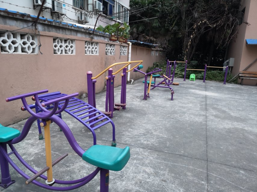 國定路505弄健身點(diǎn)