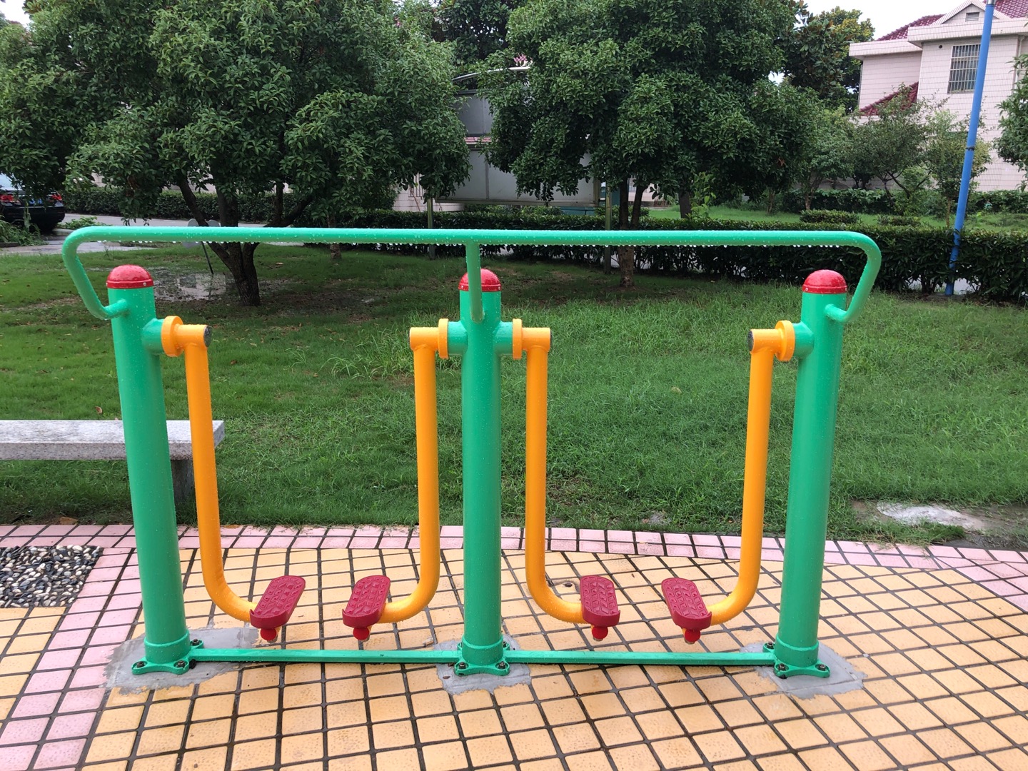 兩聯(lián)漫步機(jī) 兩聯(lián)漫步機(jī)