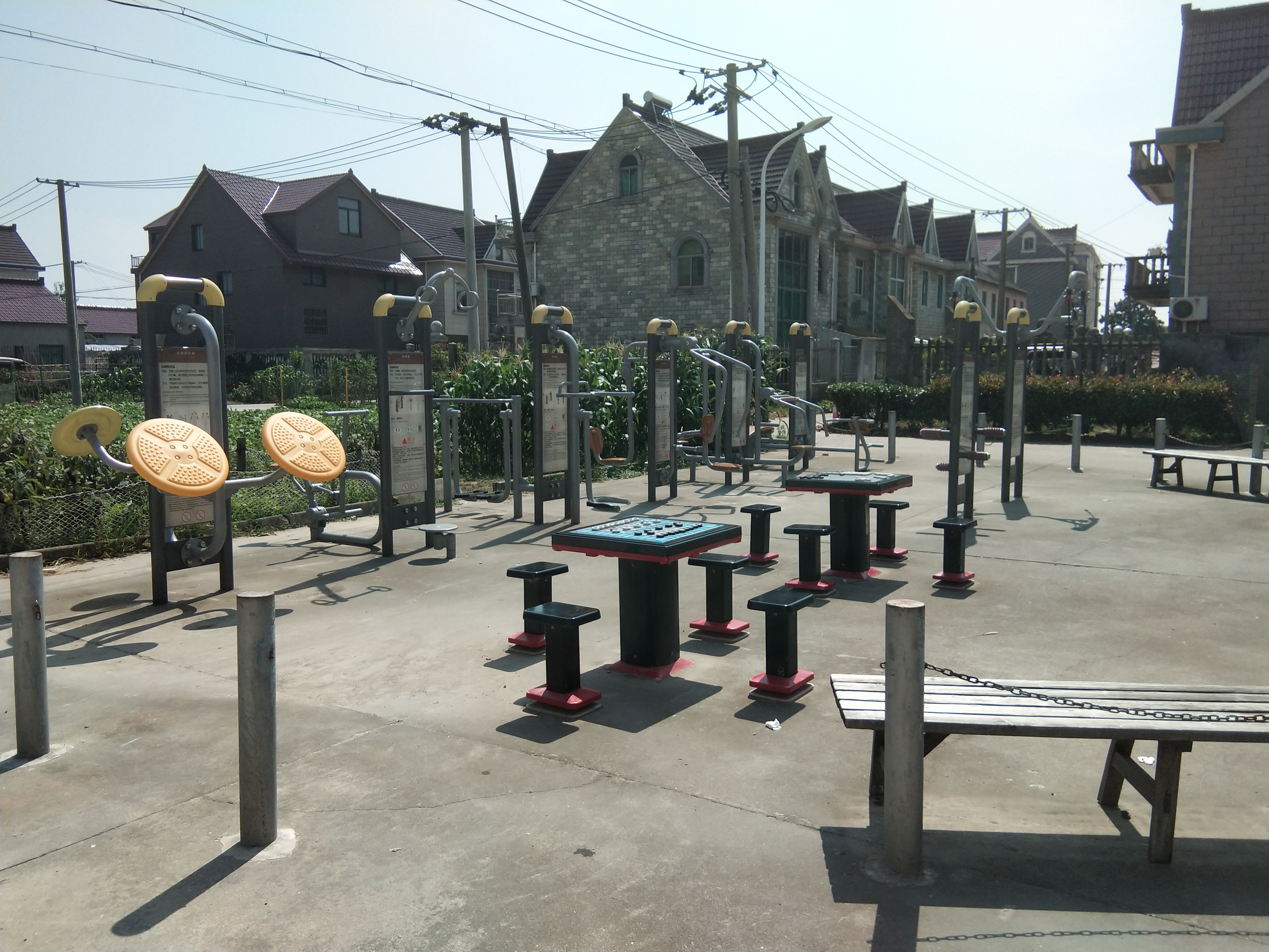 平安居委平盛小區市民益智健身苑點