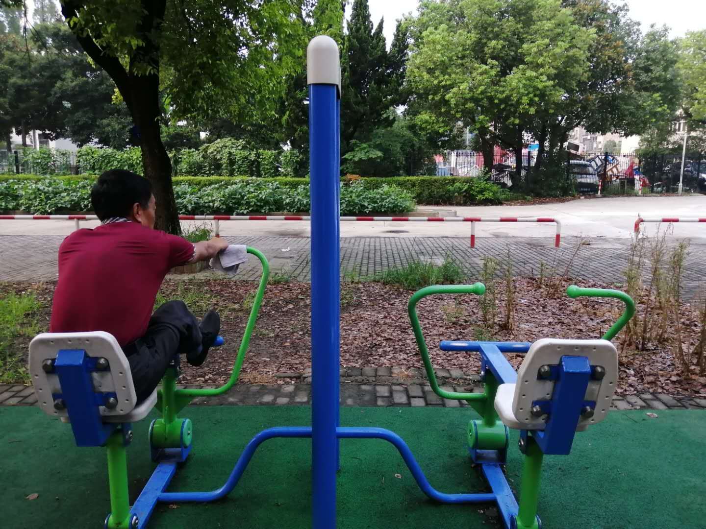 雙立柱平推平拉訓(xùn)練器 雙立柱平推平拉訓(xùn)練器