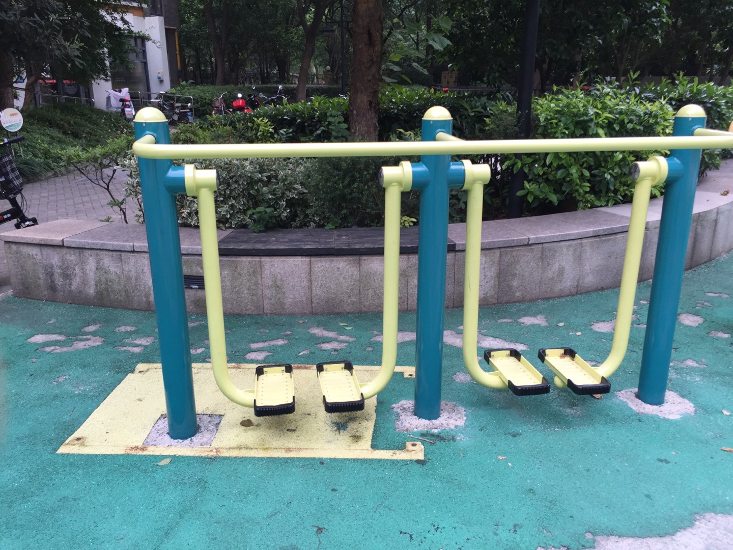 雙位太空漫步機