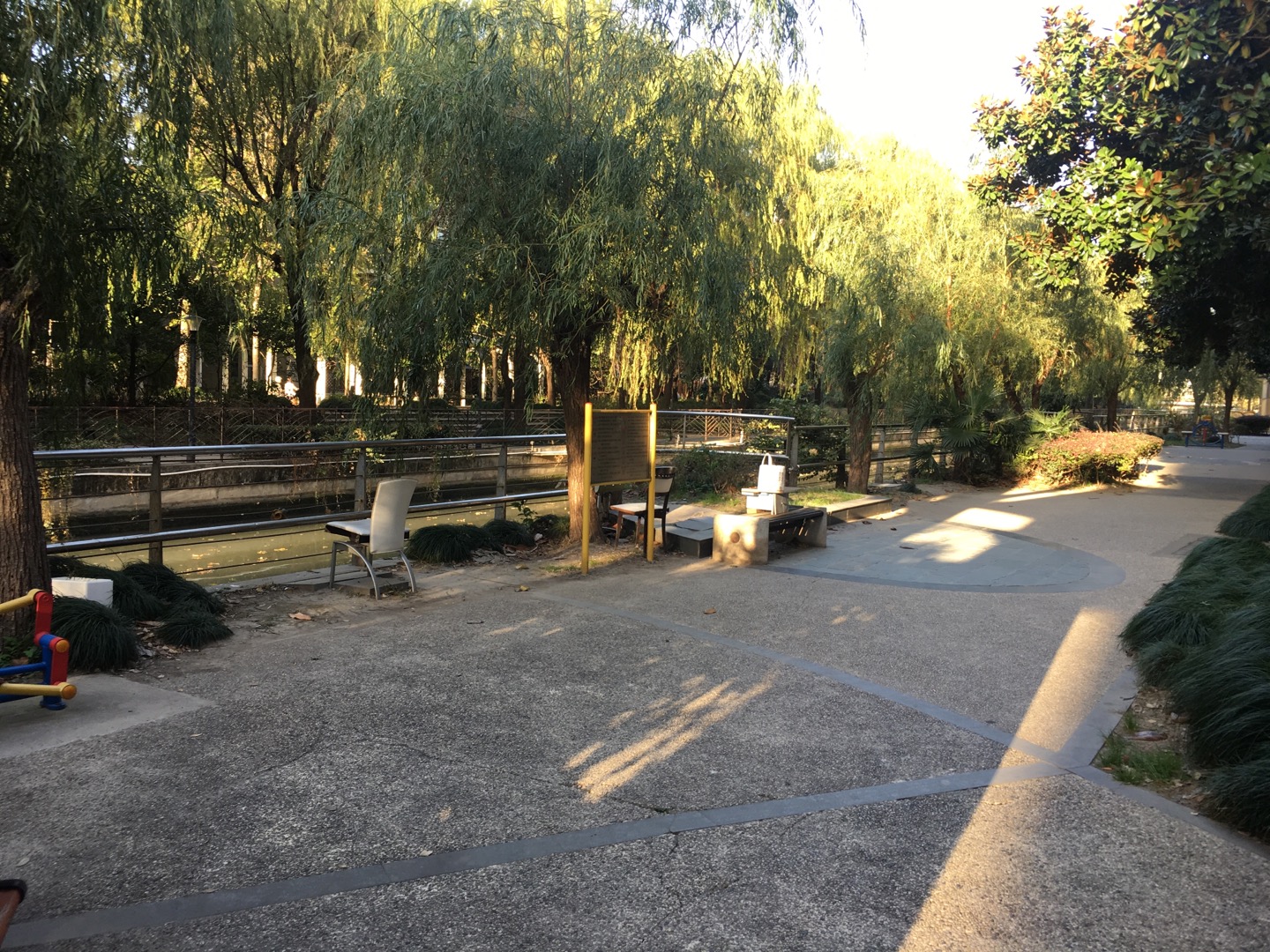 金匯花園居委寶虹公寓點(diǎn)