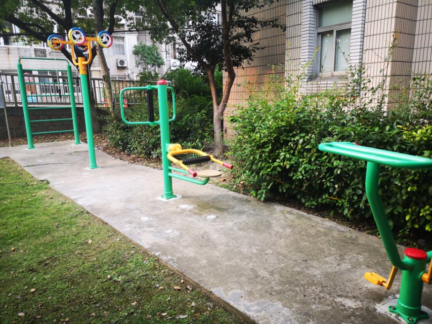 東方花園一居委健身點B