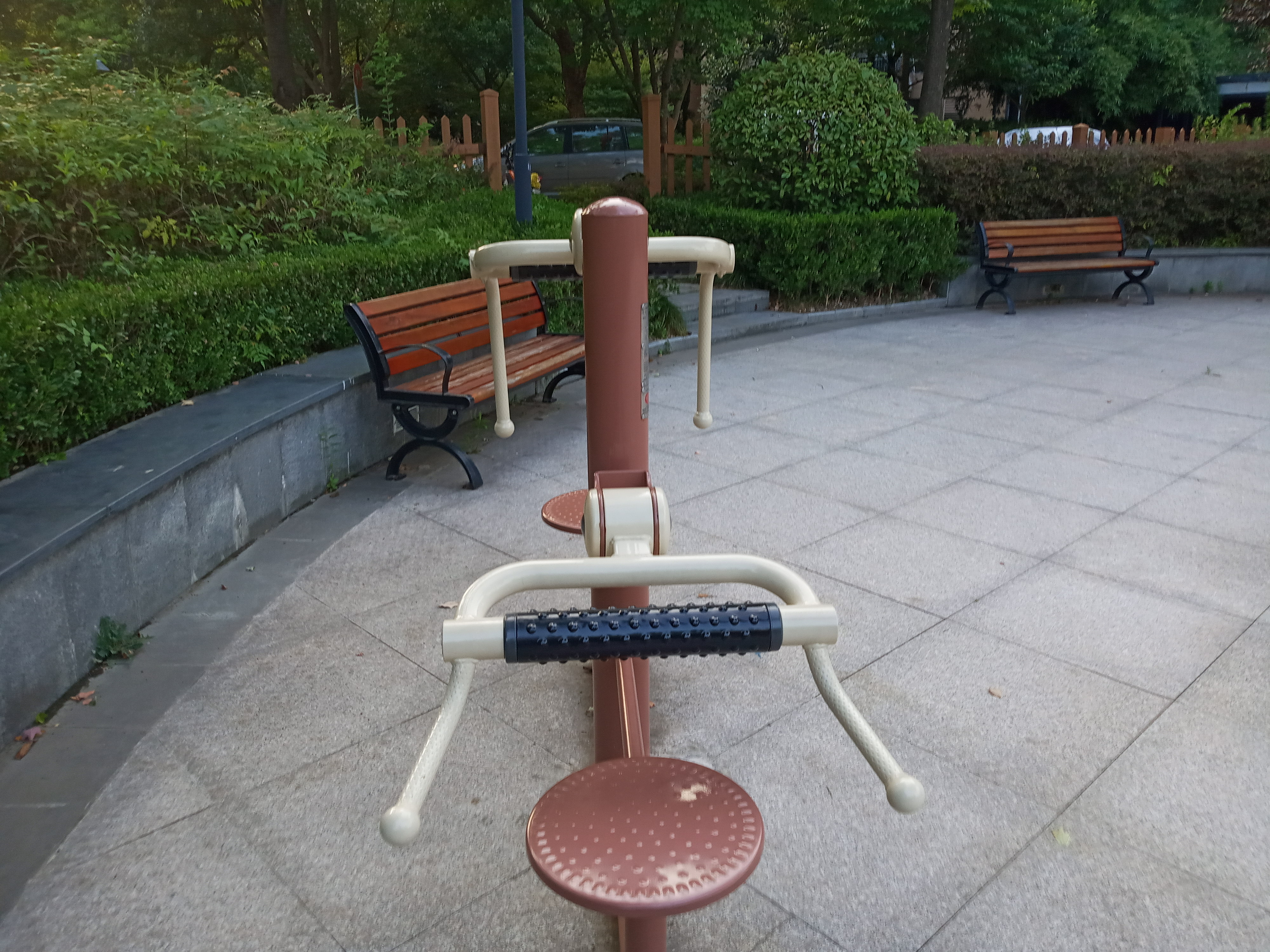 頸腰按摩器 頸腰按摩器