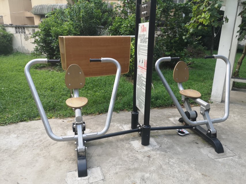 自重式平推訓練器 自重式平推訓練器