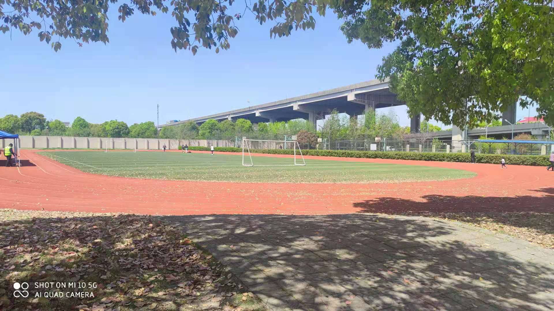 吳涇鎮(zhèn)公共運(yùn)動(dòng)場