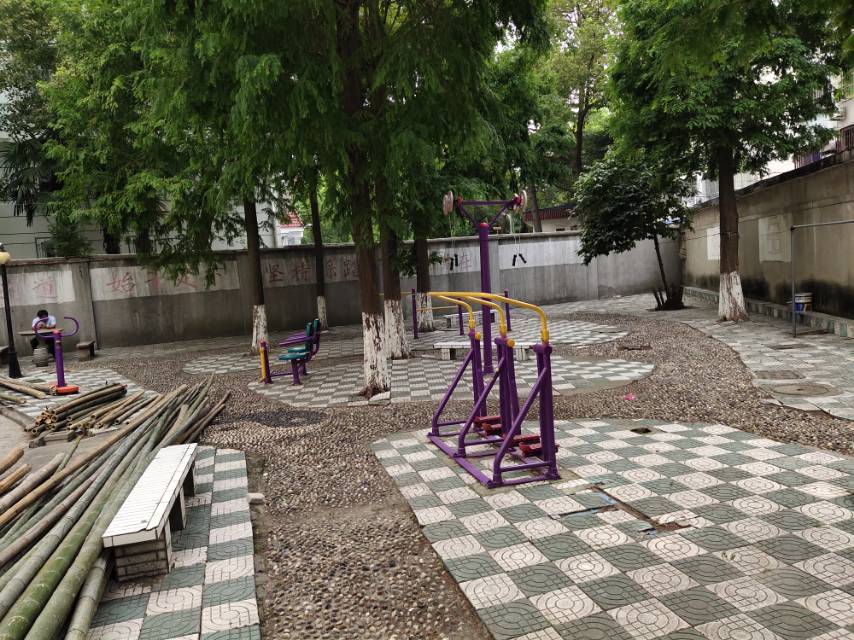 李園二村109號健身點