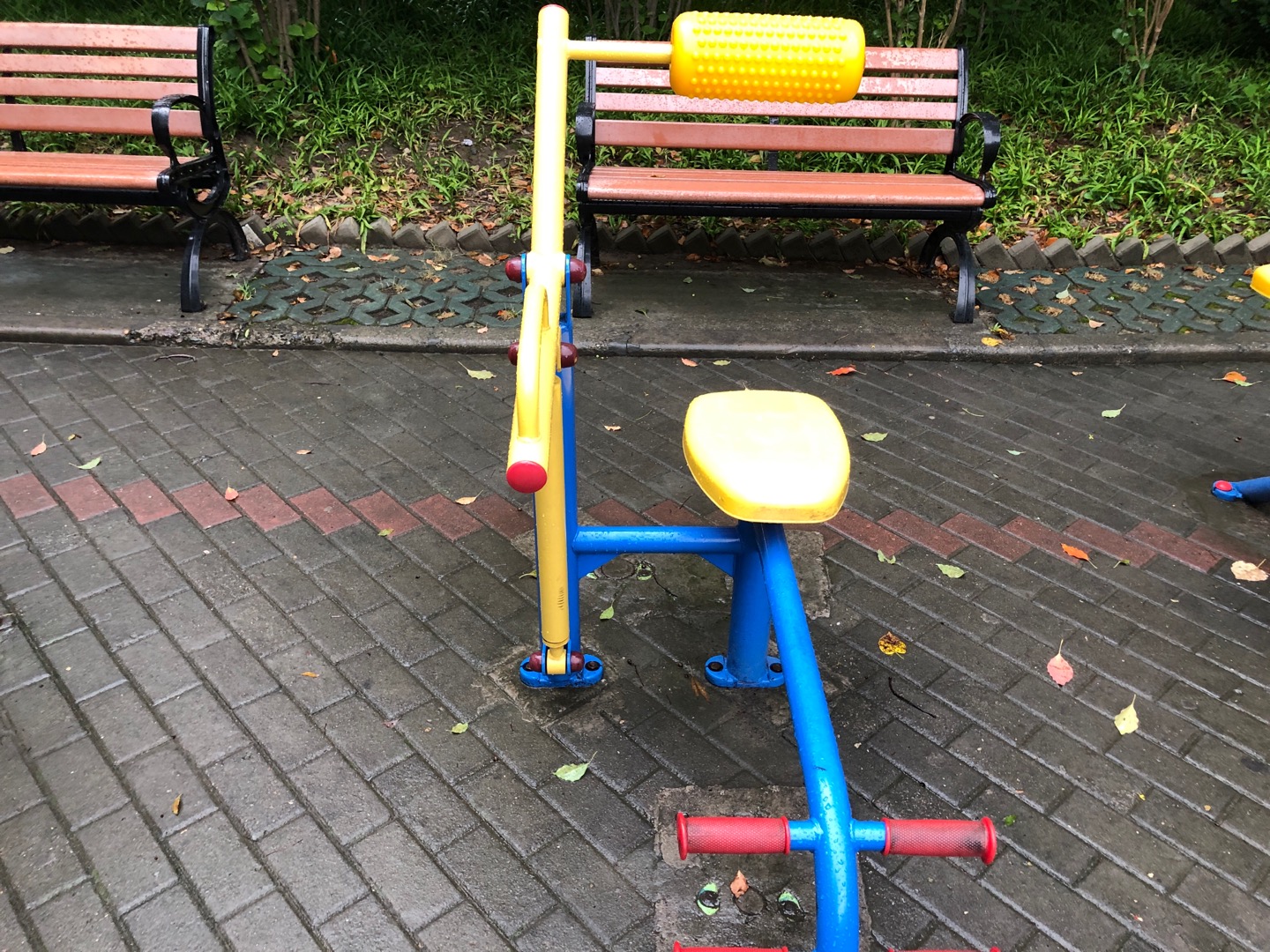 腹背鍛煉器 腹背鍛煉器