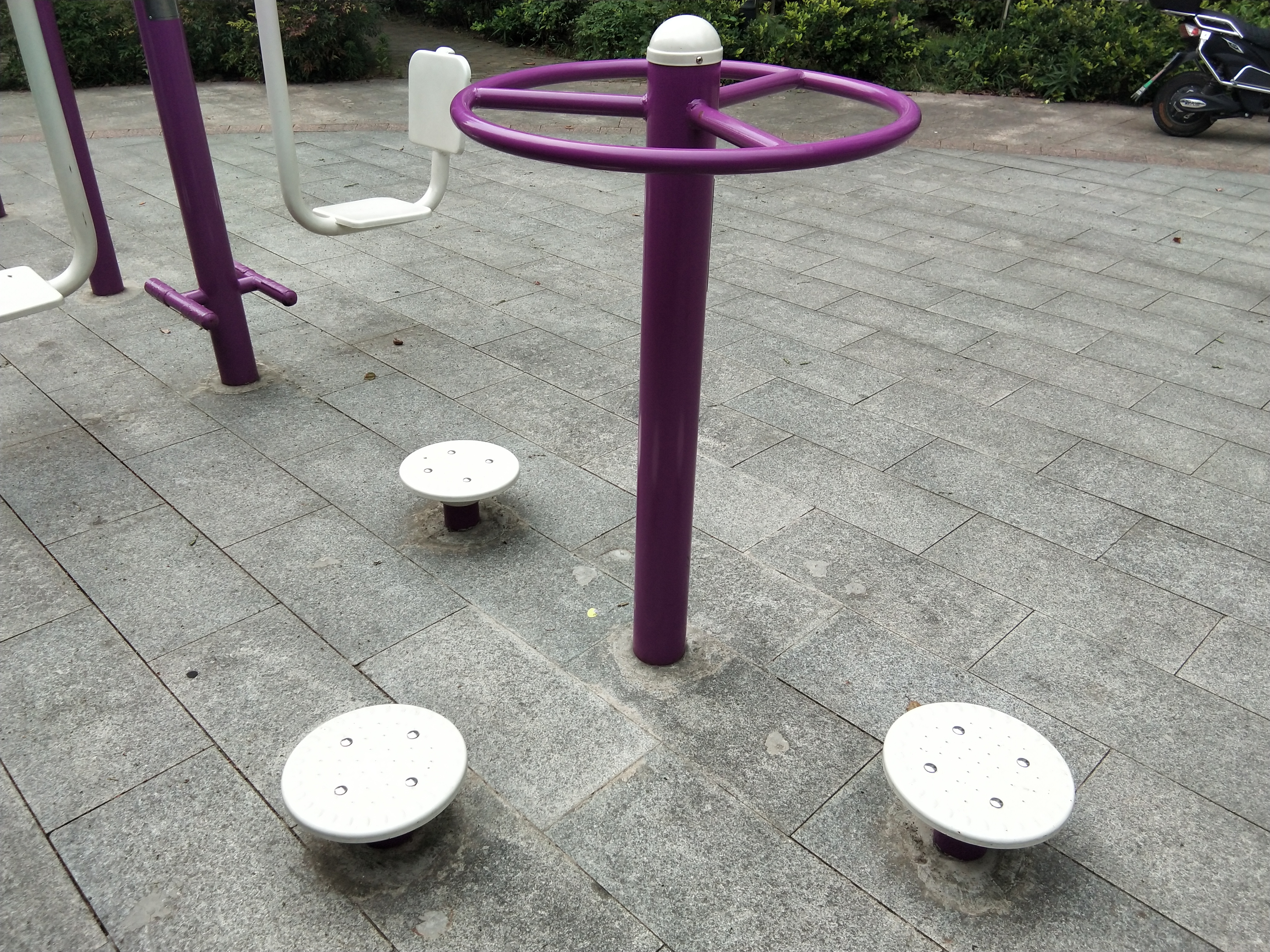 三人扭腰器 三人扭腰器