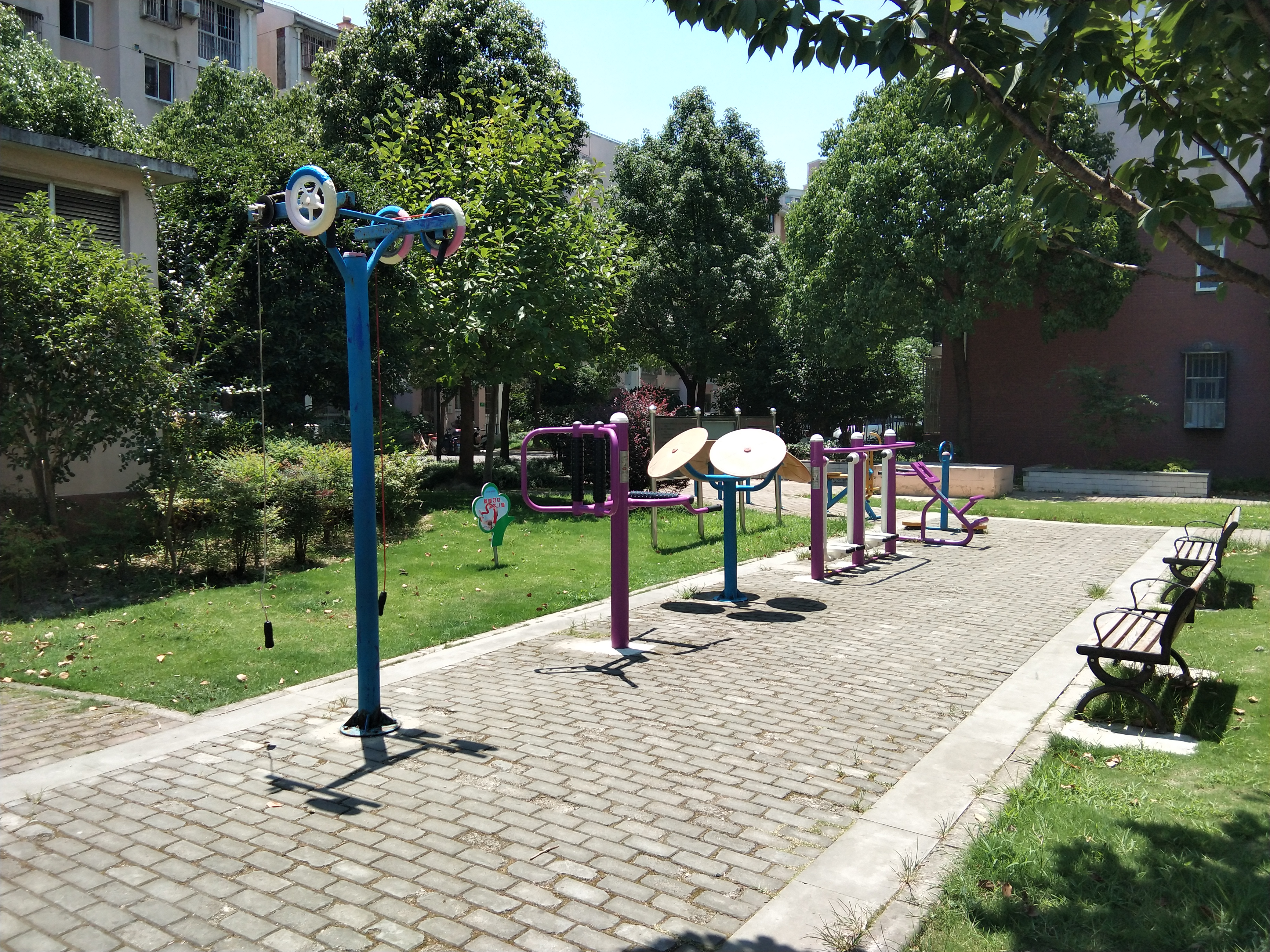 浦航三居委健身點B