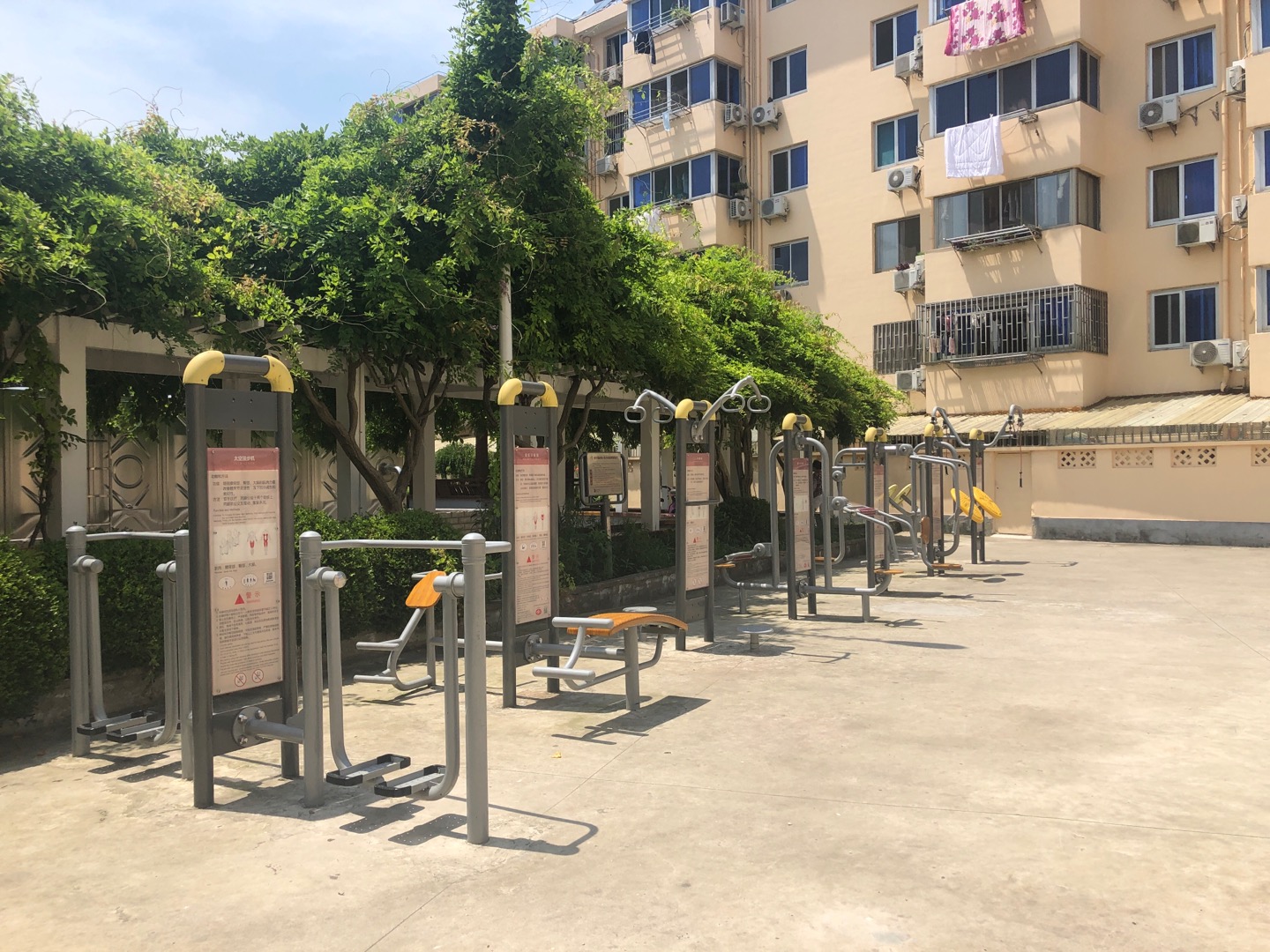 莊南小區健身點