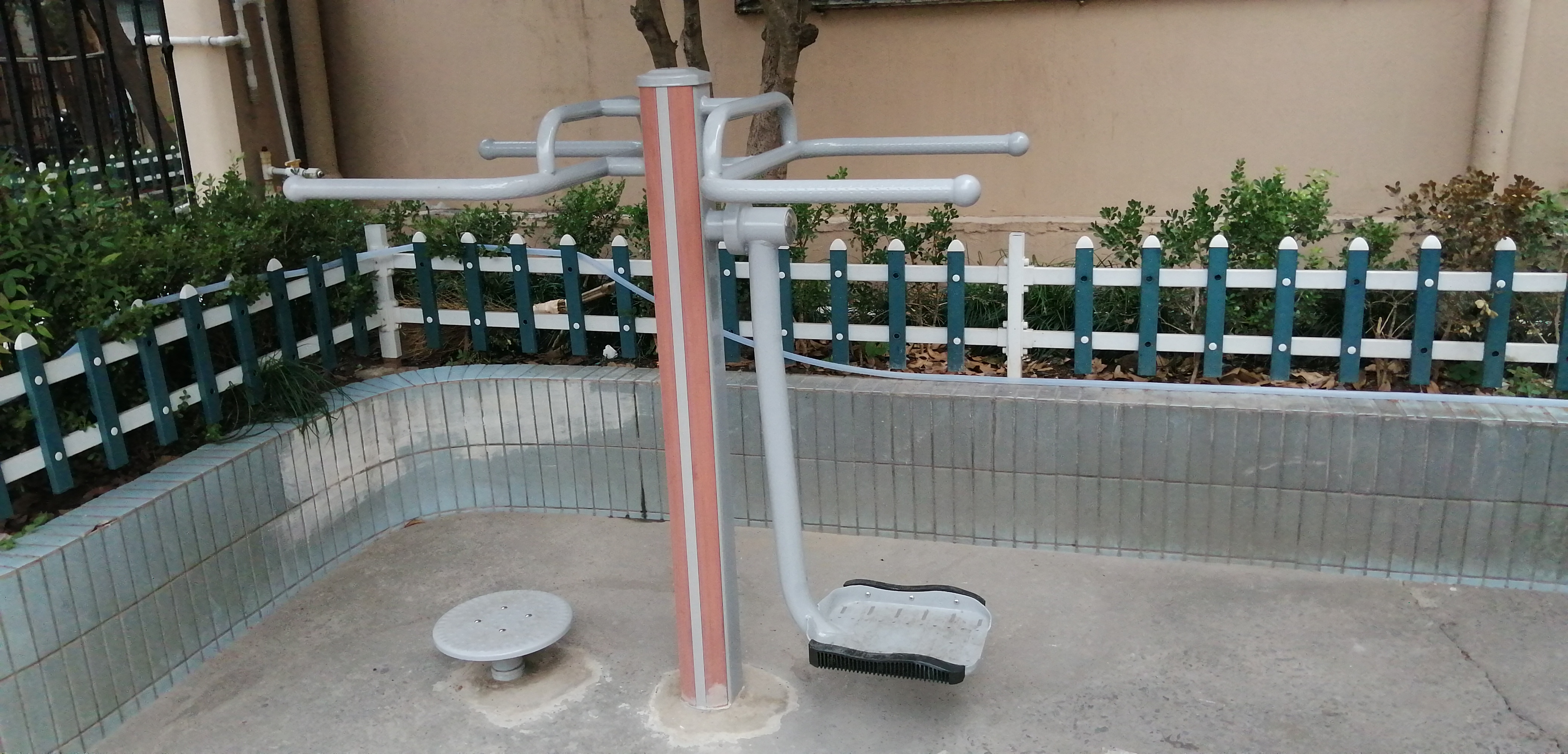 扭腰鐘擺器 扭腰鐘擺器