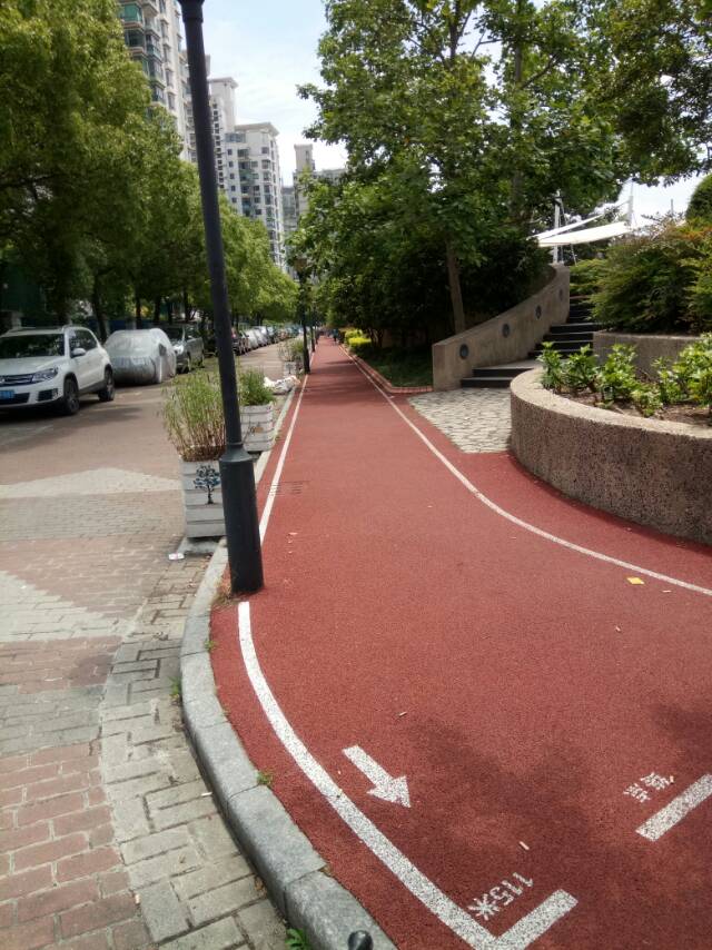 香泉小區百姓健身步道