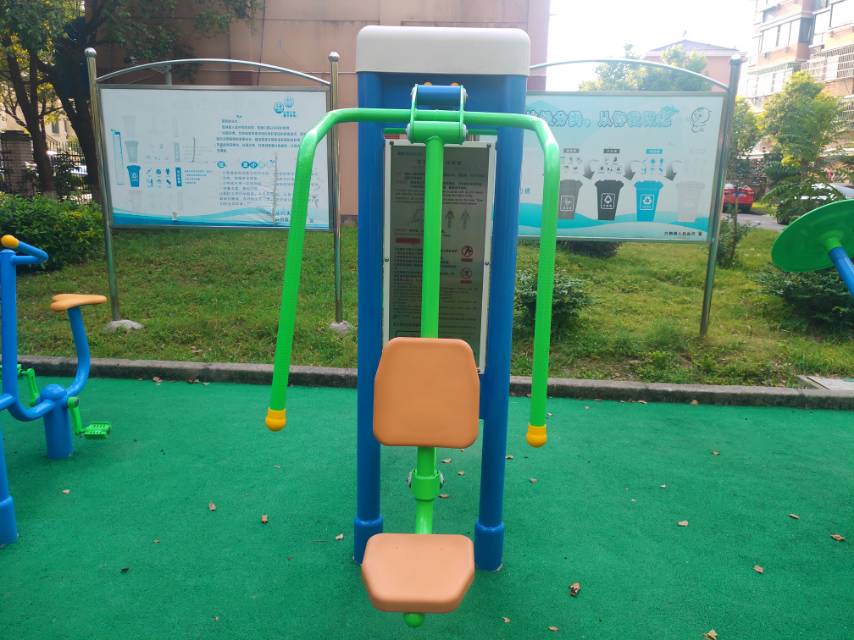 雙立柱前推訓練器