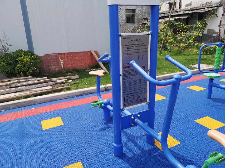 雙立柱健身車 雙立柱健身車