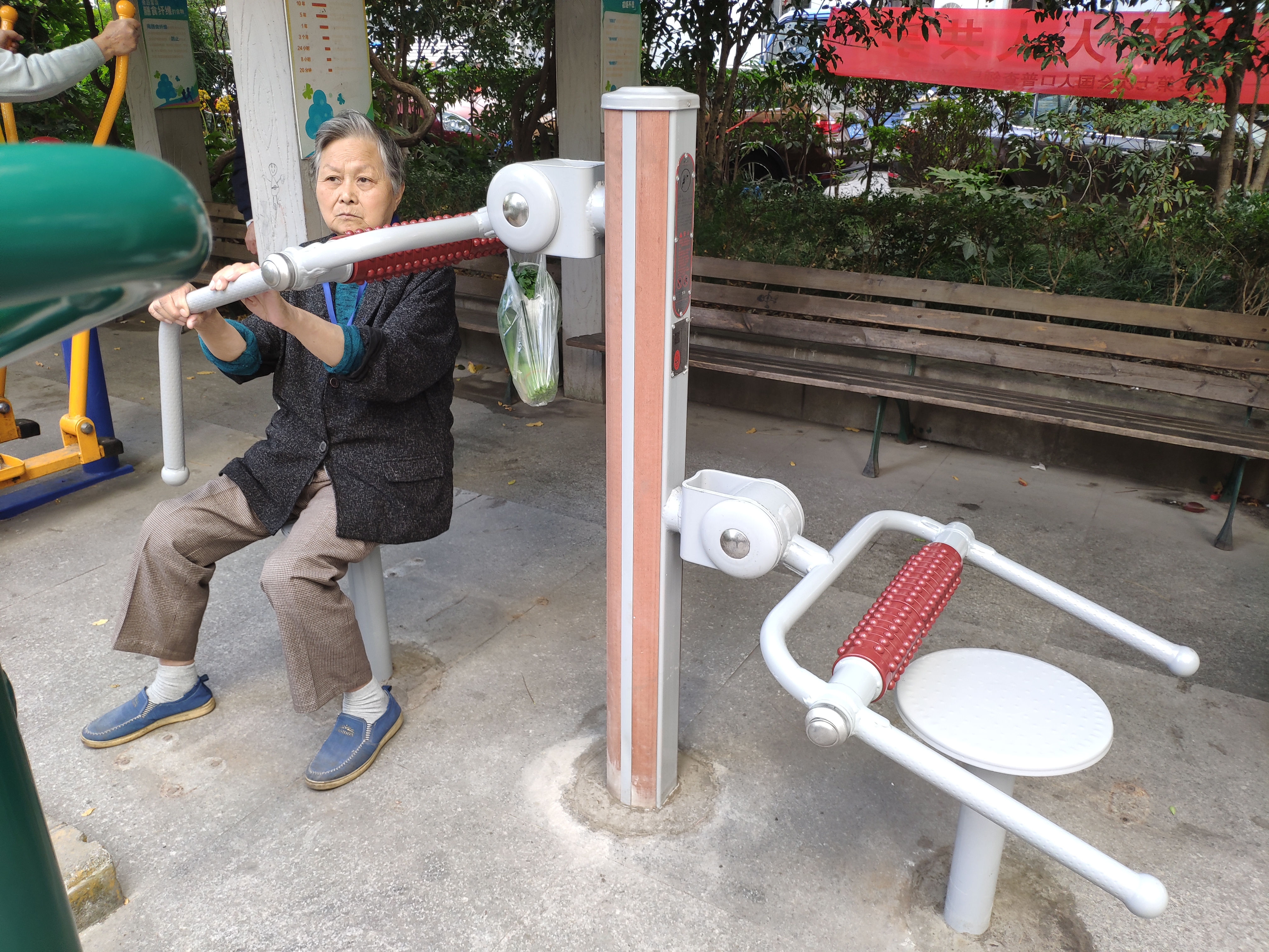 頸腰按摩器 頸腰按摩器