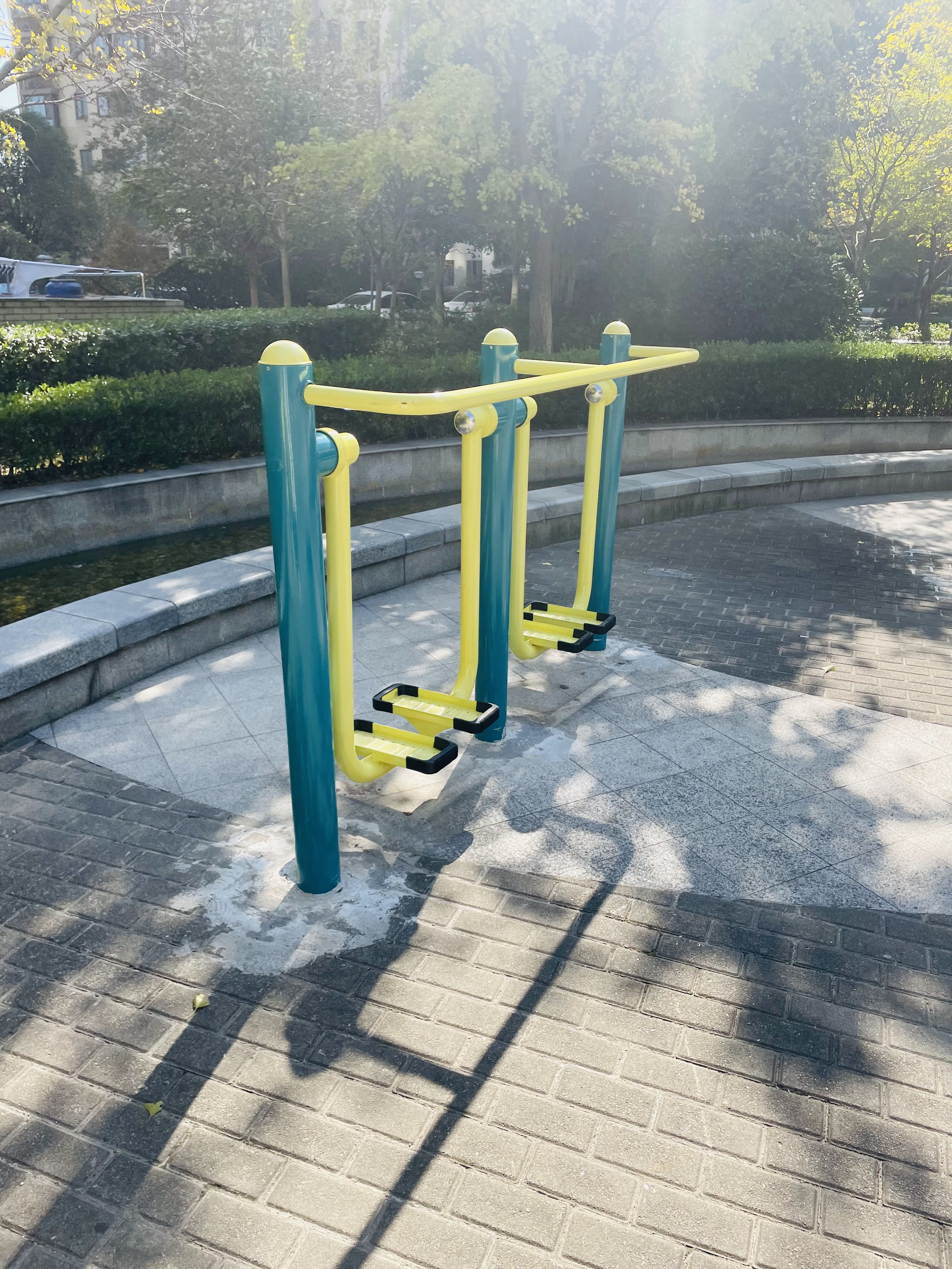 二位智能太空漫步機