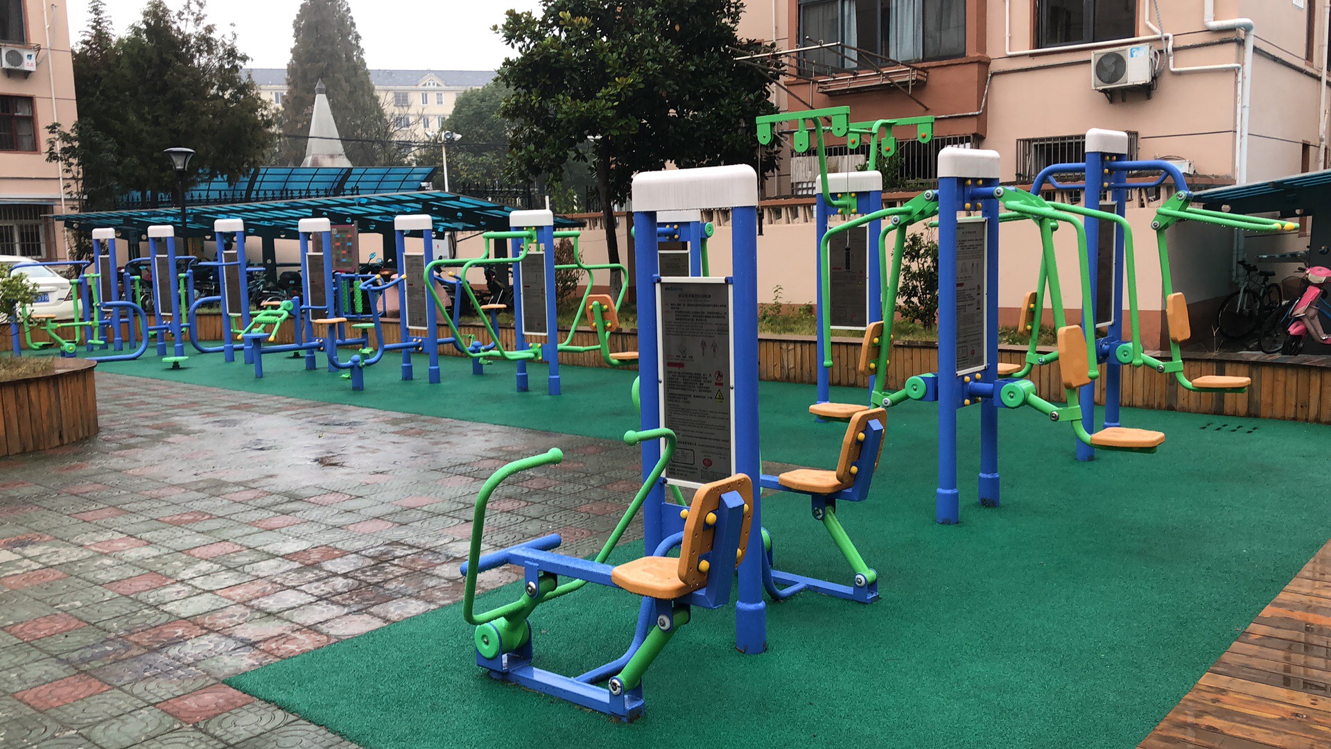 城北社區城北新村16號樓健身點