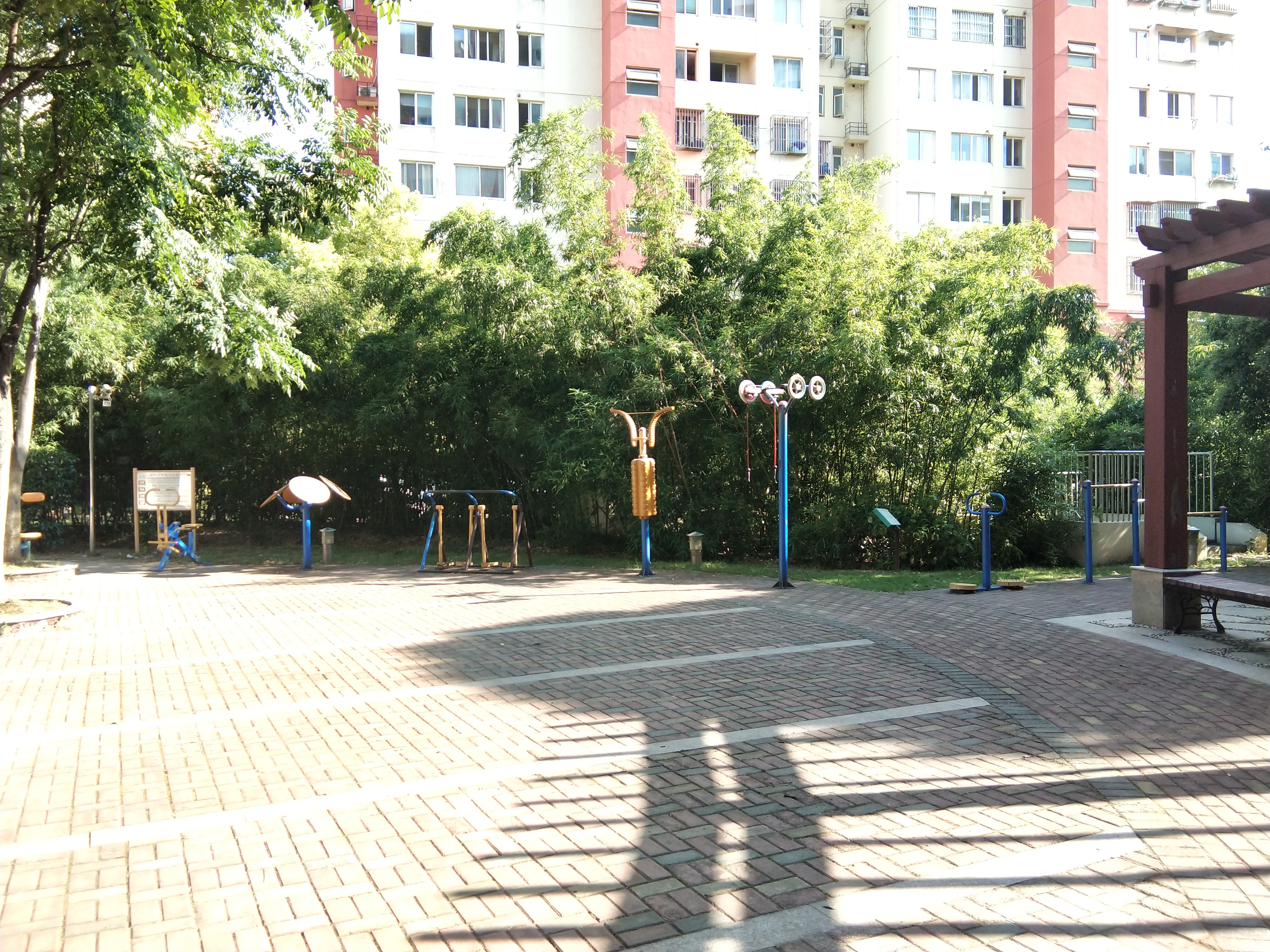 浦航五居委健身苑點A