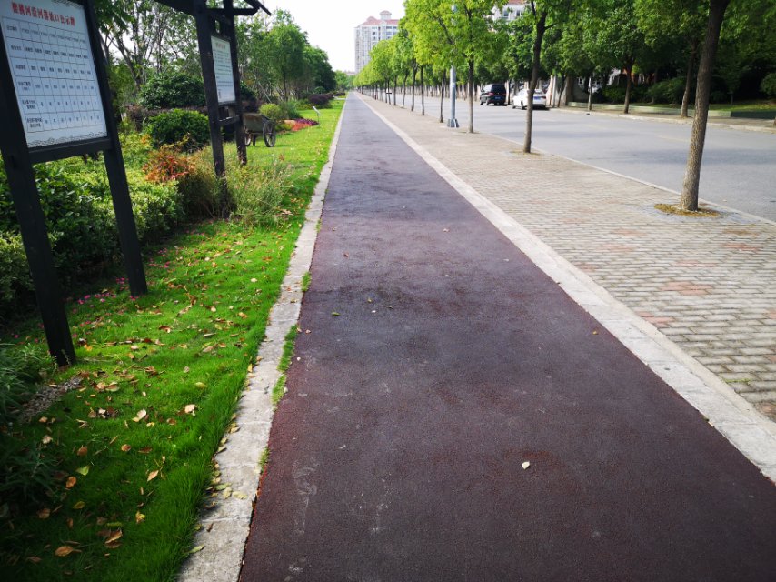 吳涇鎮虹梅景苑健身步道