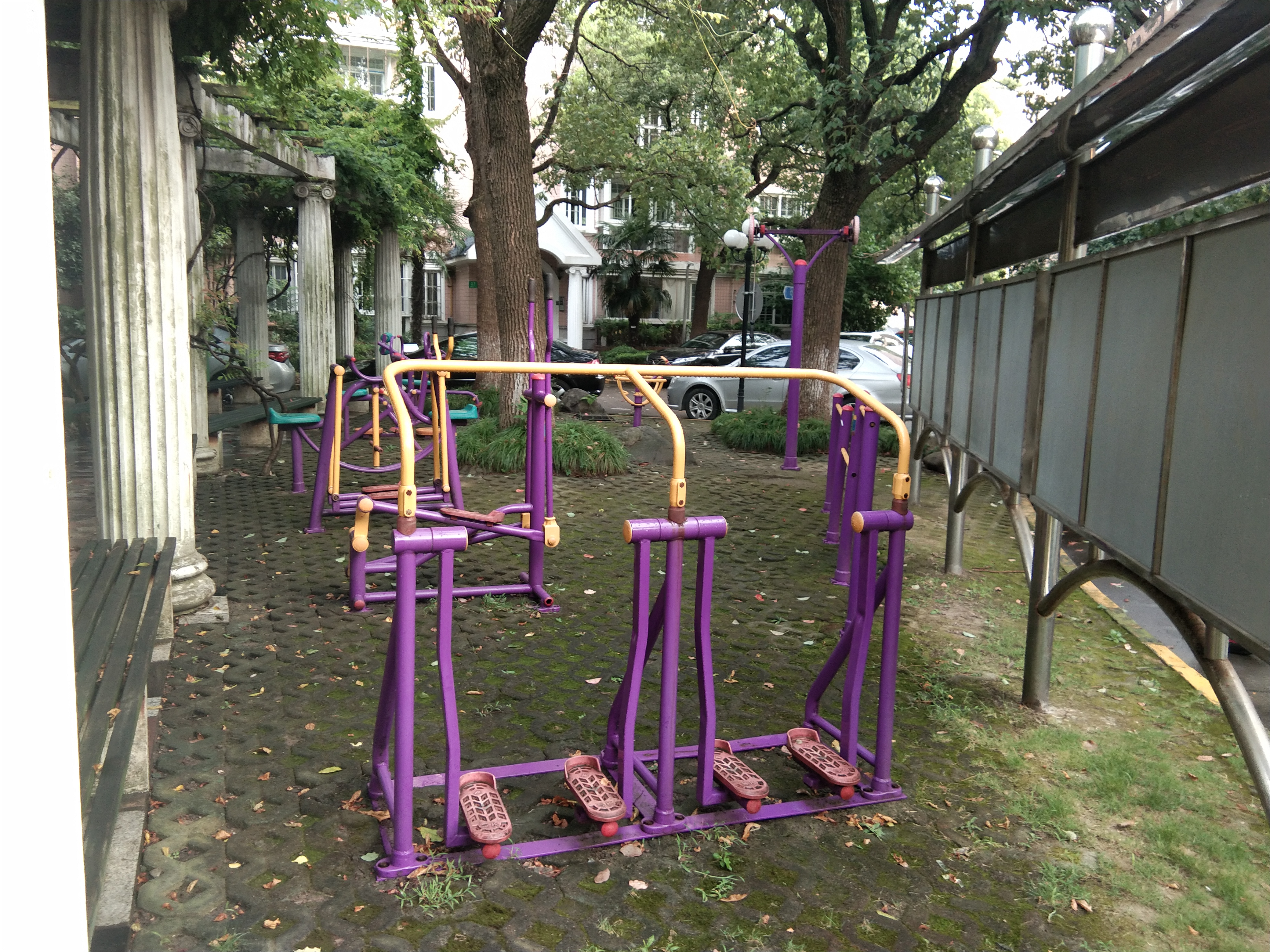 陽明國(guó)際花苑健身點(diǎn)D