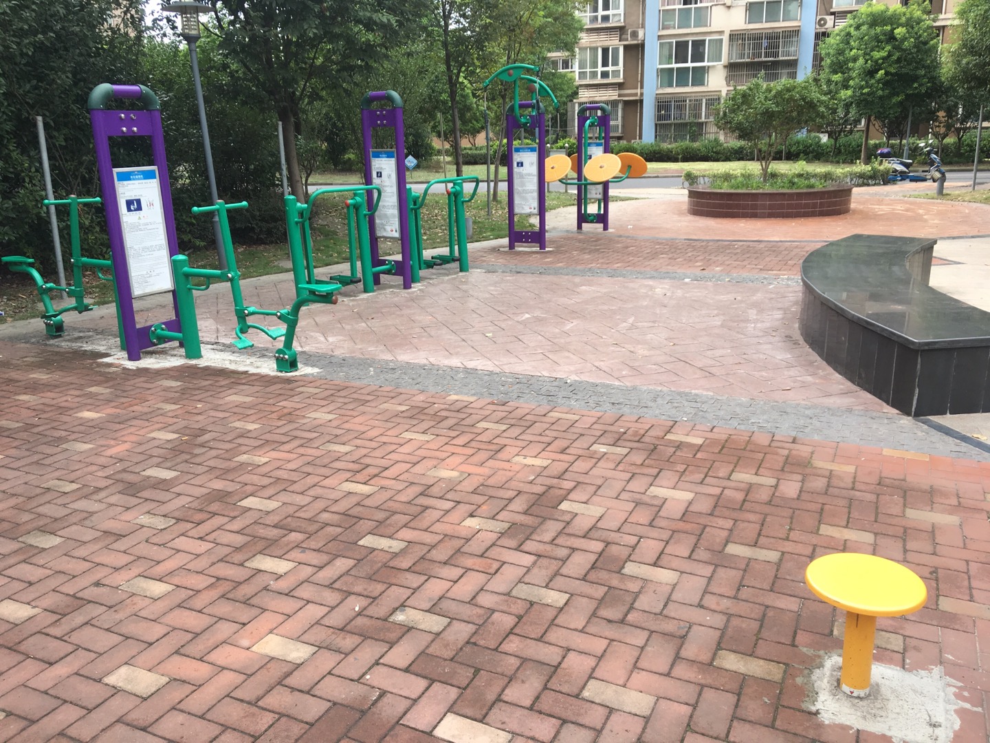 新月明珠園健身點