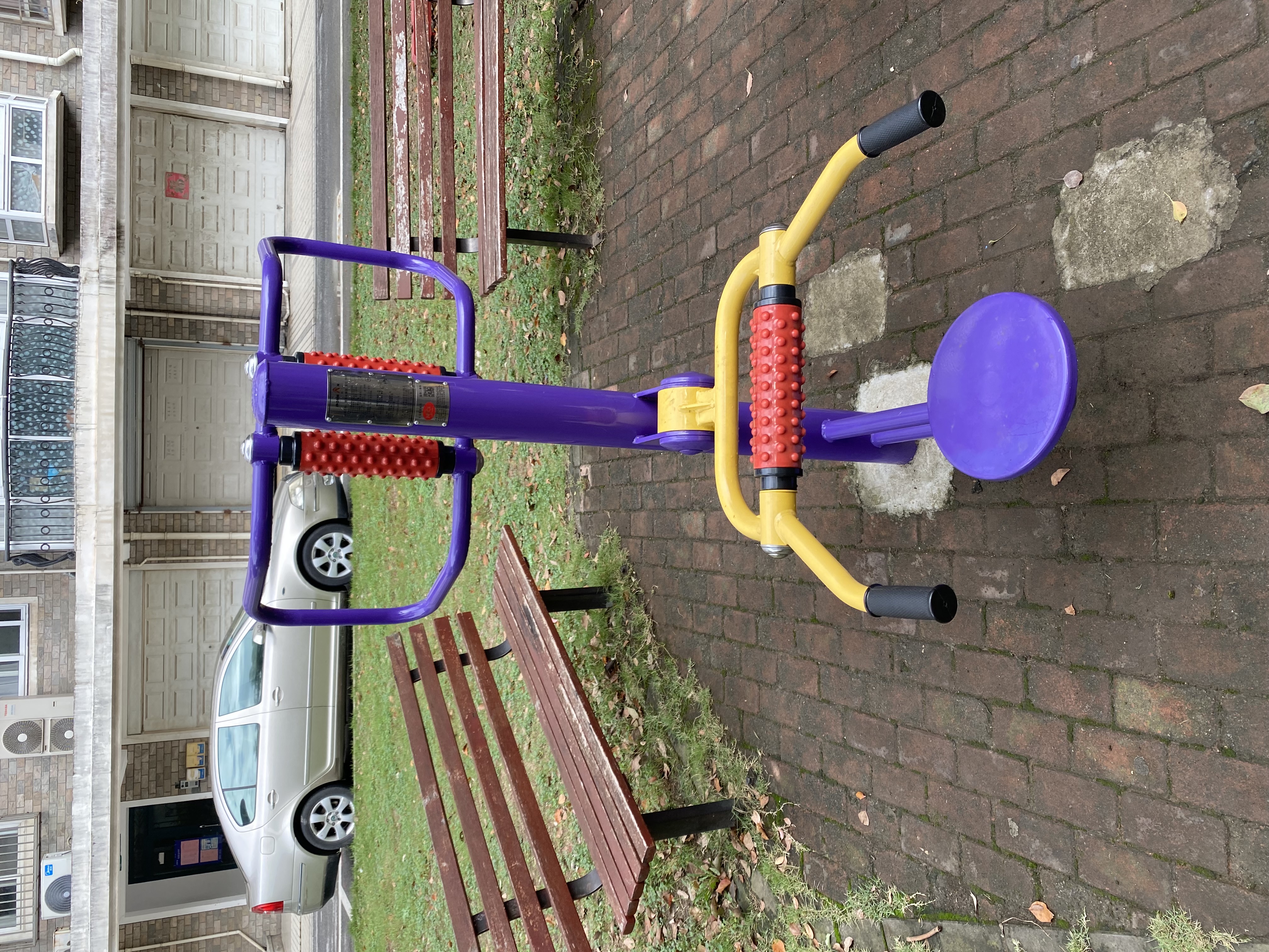 腰背按摩器 腰背按摩器