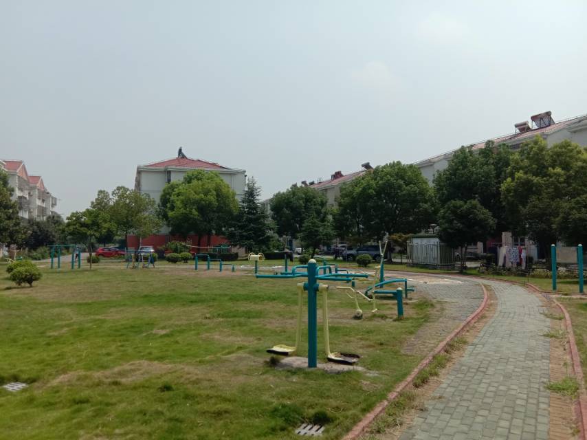 立新路80弄15號東側市民健身點