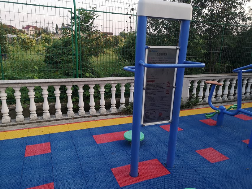 雙立柱扭腰器 雙立柱扭腰器