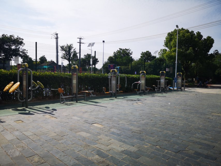 公共運動場市民益智健身點