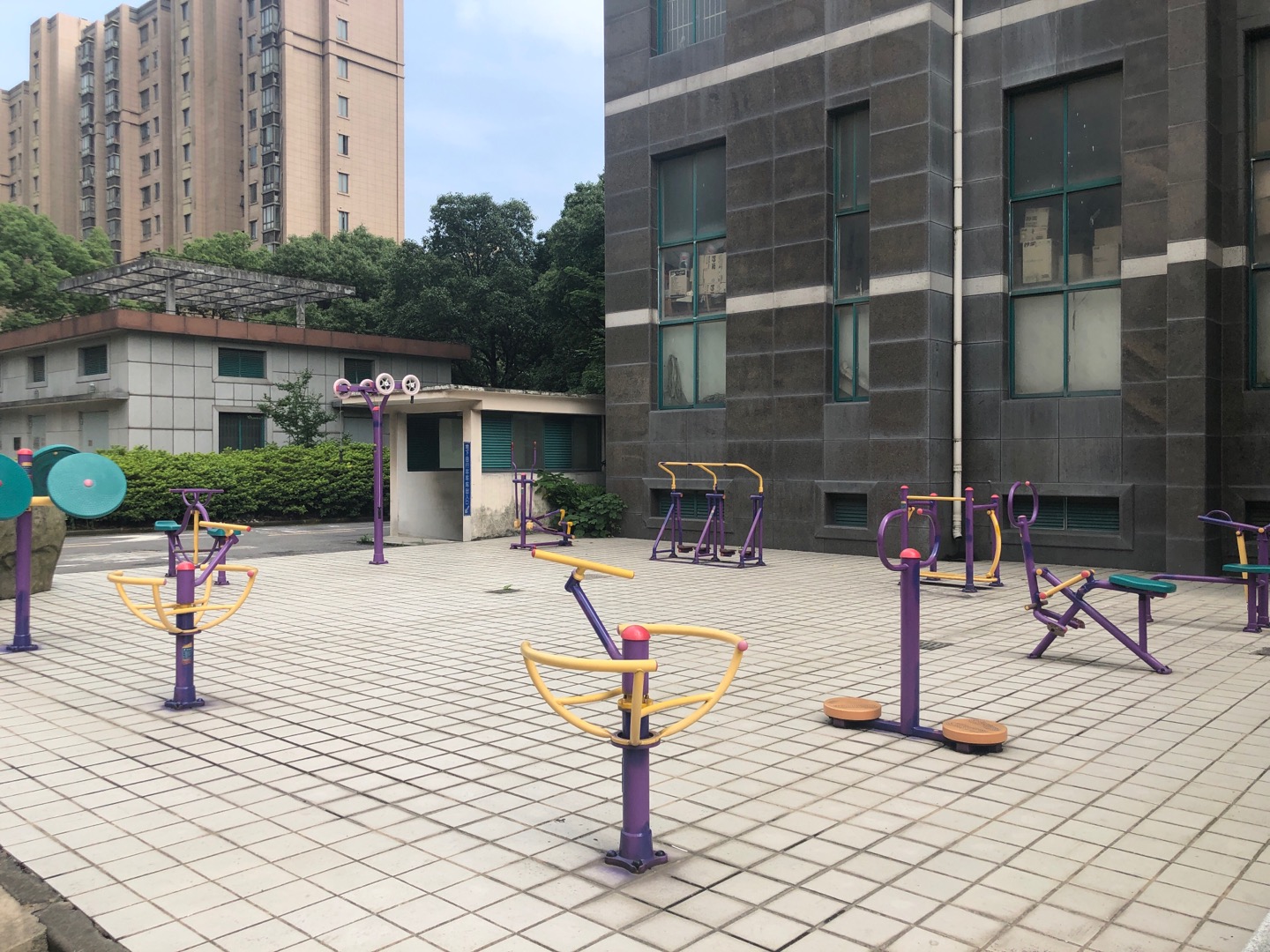 陽(yáng)光二居健身點(diǎn)3