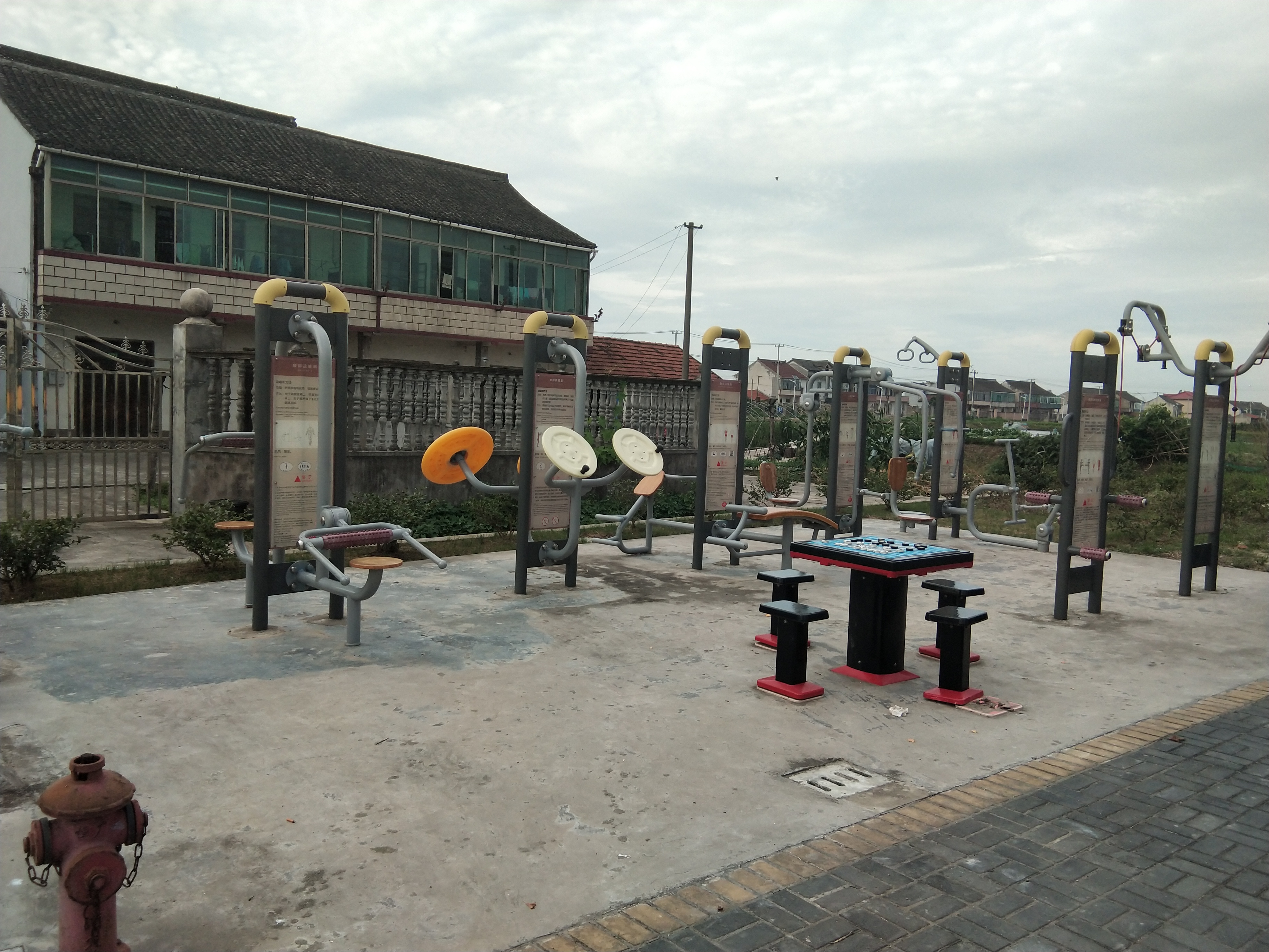 奉城鎮久茂村市民益智健身苑點