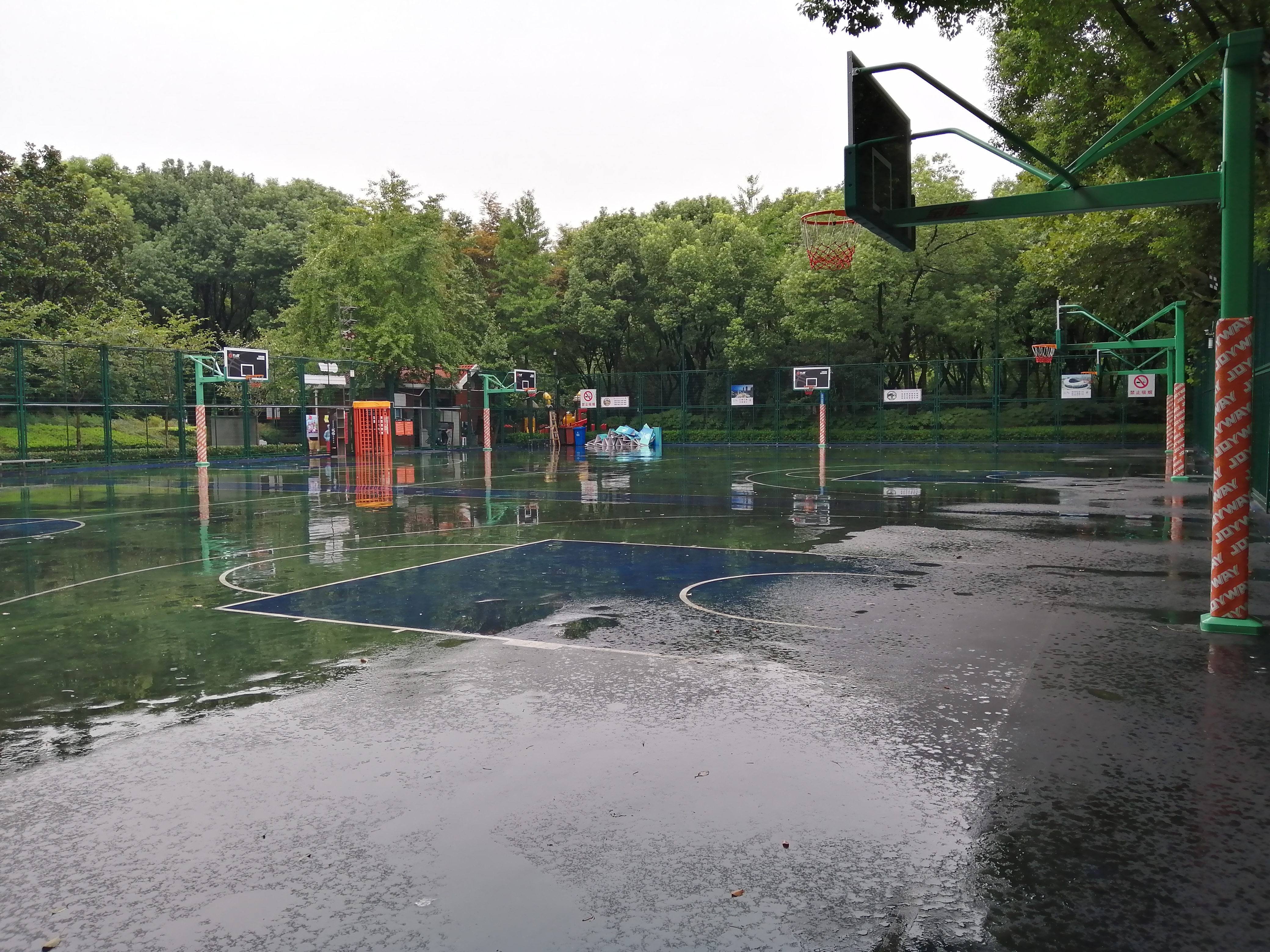 徐家匯公園籃球場