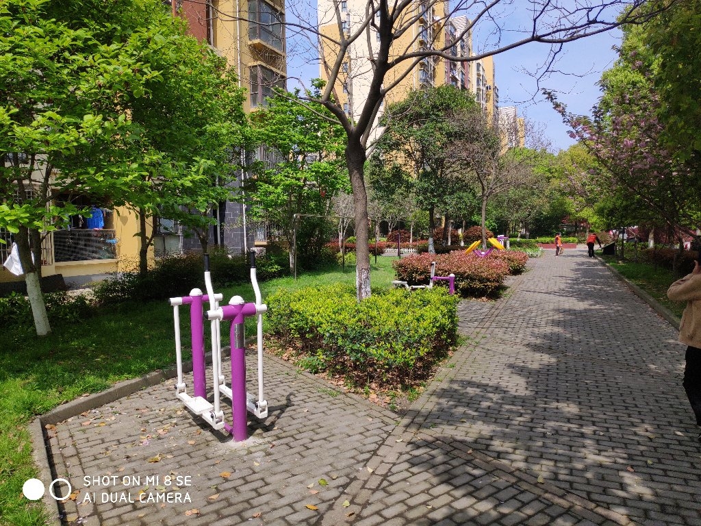 閔行區華漕鎮虹韻居委市民益智健身點