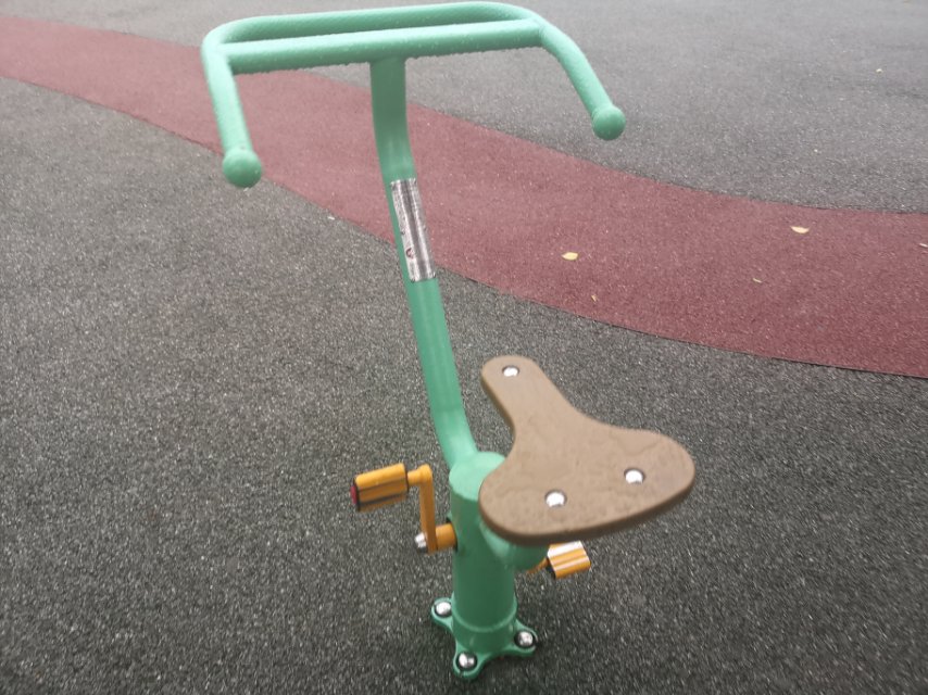 直立健身車 直立健身車