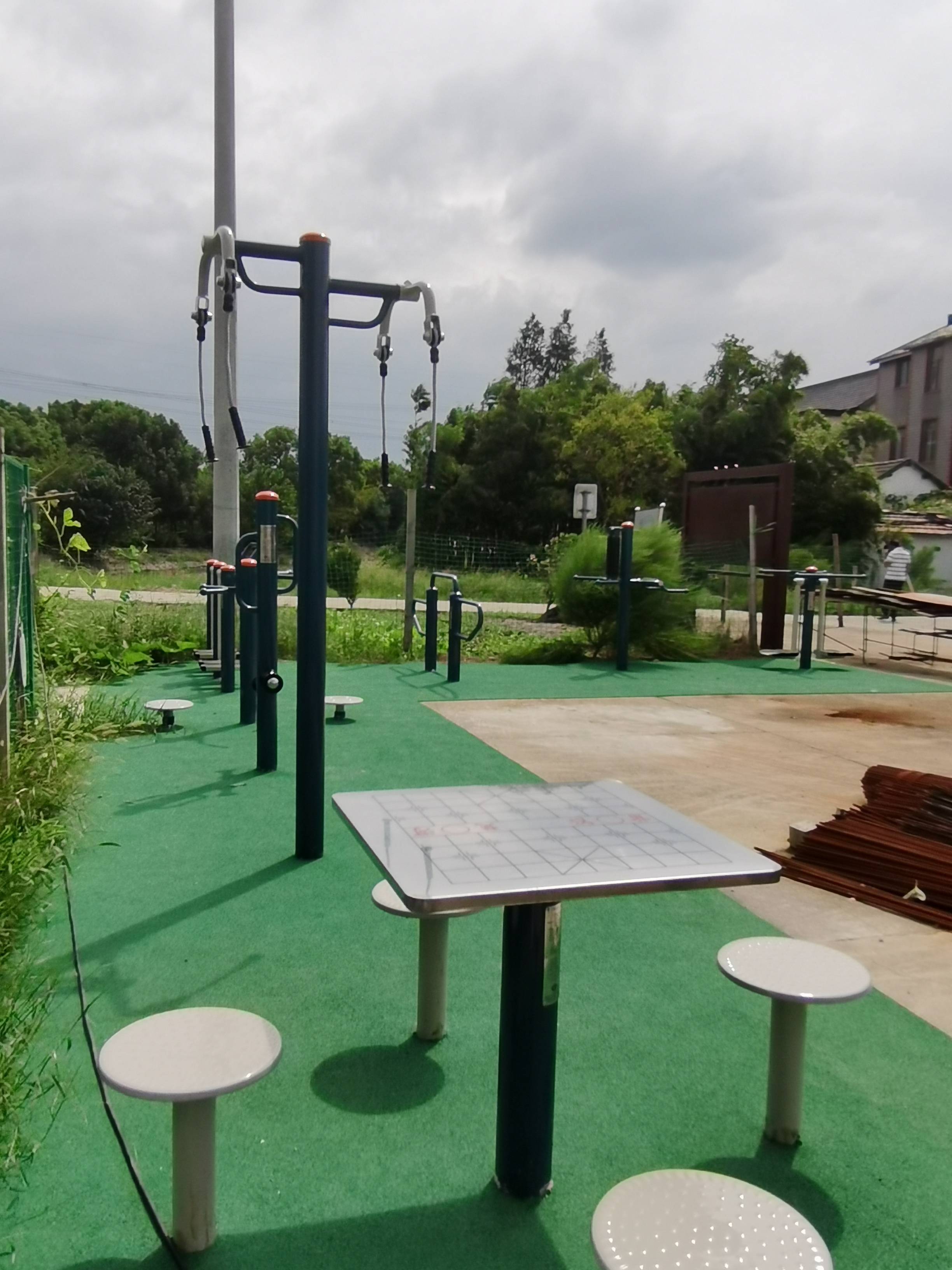 重固鎮中新村健身苑點