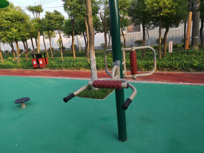 腰背按摩器 腰背按摩器