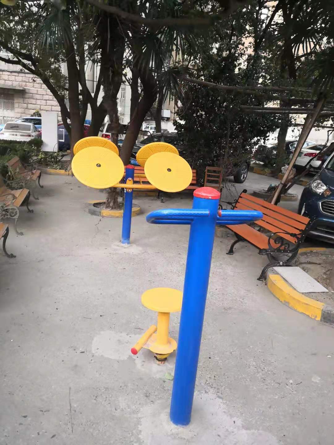 靜安區(qū)芷江西路街道光華坊居委健身點（永興路525弄）