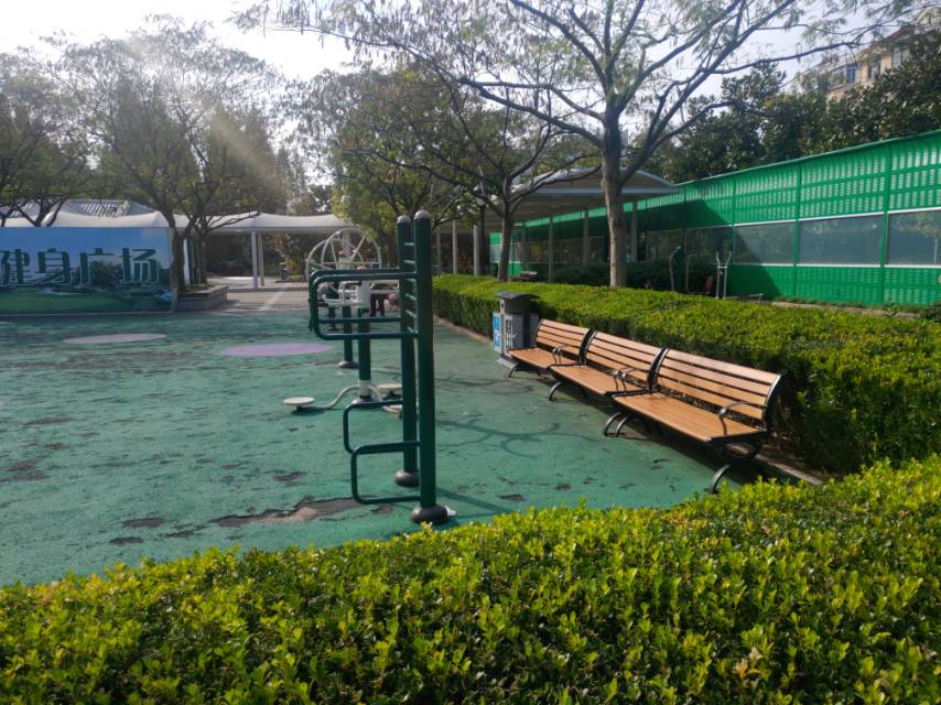 西三居民區健身苑