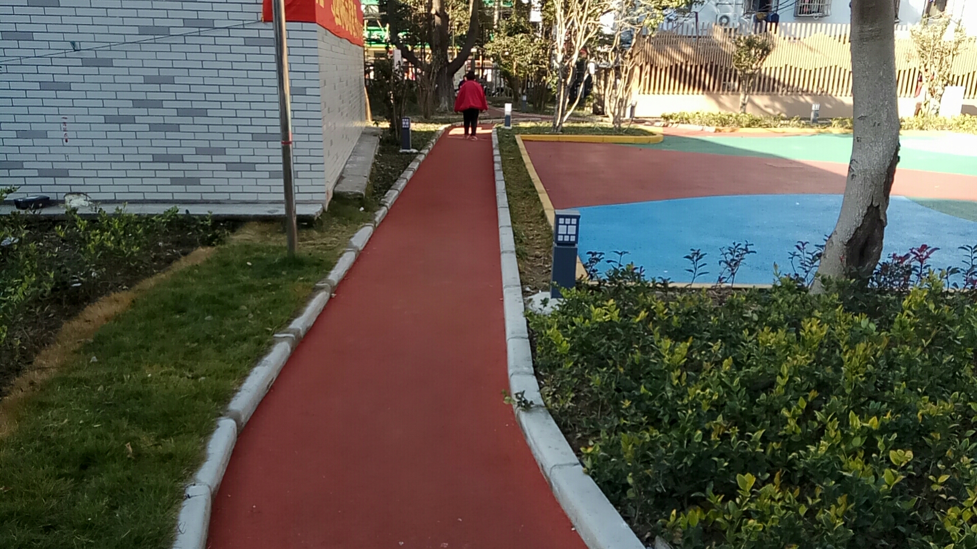 曹楊八村第一社區市民健身步道